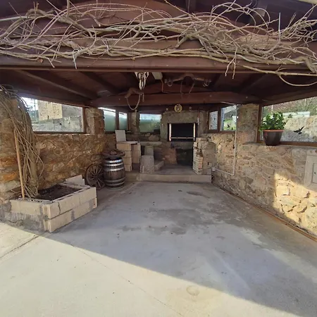 בית נופש Santamaria מוחיה